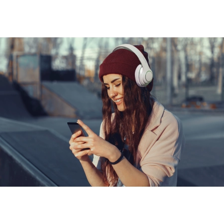 Bezprzewodowe słuchawki nauszne Kruger&Matz model Street 3 Wireless, kolor czarny
