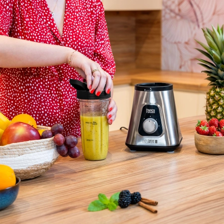 Blender kielichowy EASY EXPERT GO 1300W , szklany kielich 1,5L + kubek podróżny 600 ml