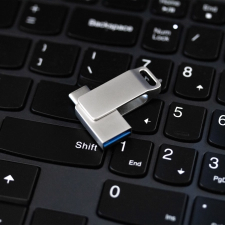 Pendrive Goodram USB + USB C 64GB srebrny