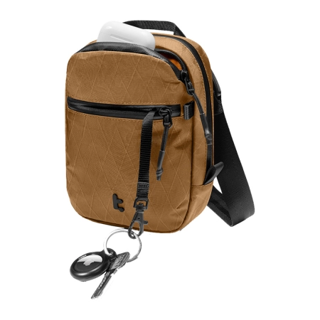 Torba podróżna TOMTOC Aviator-T37 z paskiem na ramię X-Pac 1.3L (brązowa)
